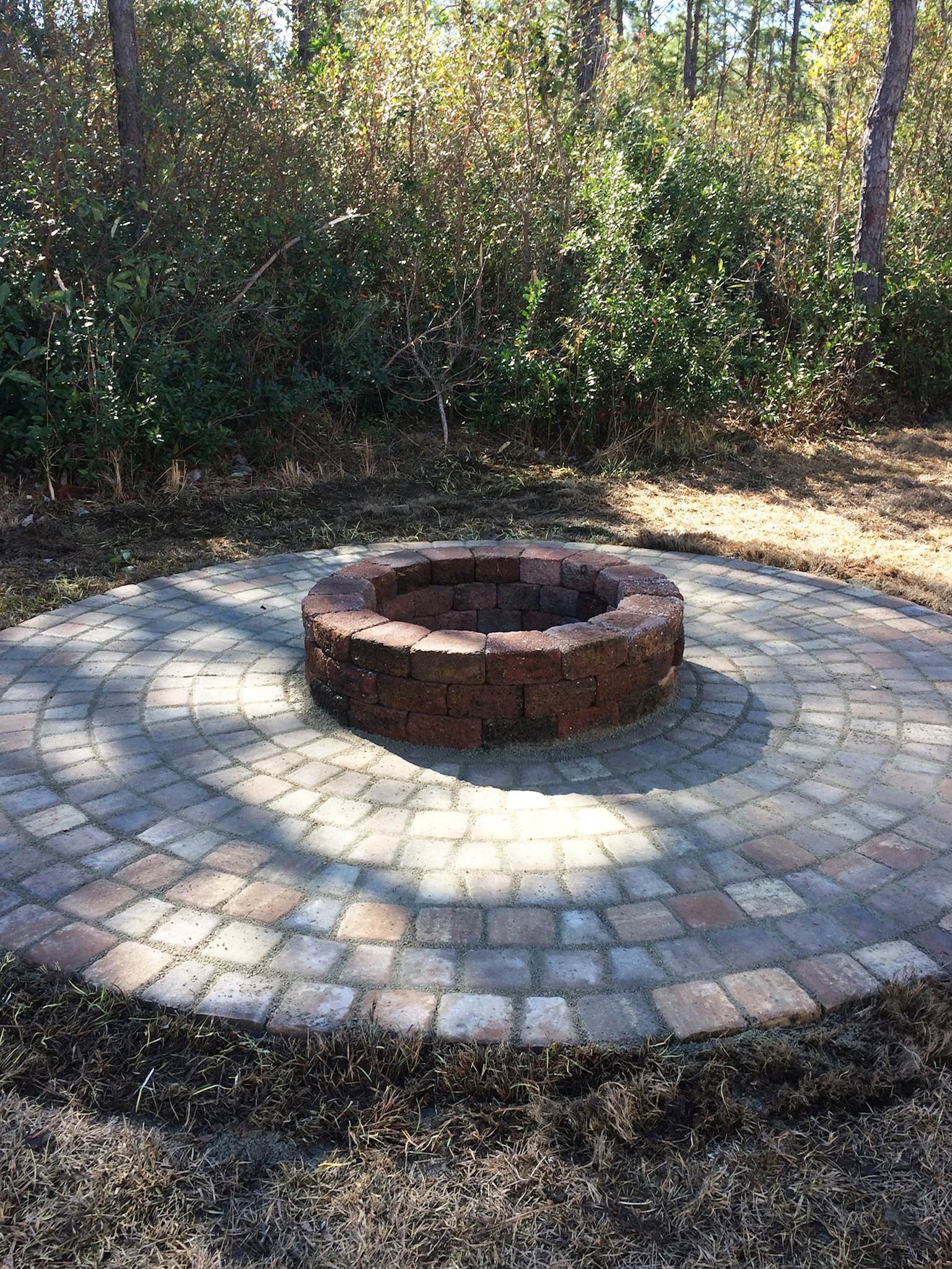 fire pit circular pattern patio